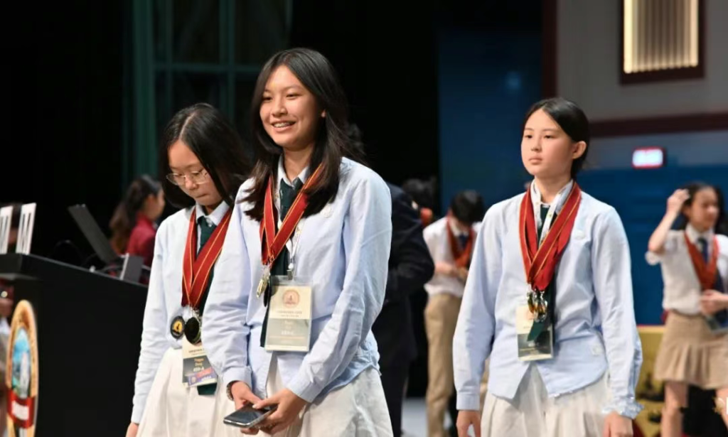 赛报:WSC深圳全球轮个人冠军、团队亚军|世界学者杯World Scholar’s Cup 2025 晋级耶鲁冠军轮-SD冠军锦标赛 赛报:WSC深圳全球轮个人冠军、团队亚军|世界学者杯World Scholar’s Cup 2025 晋级耶鲁冠军轮-SD冠军锦标赛